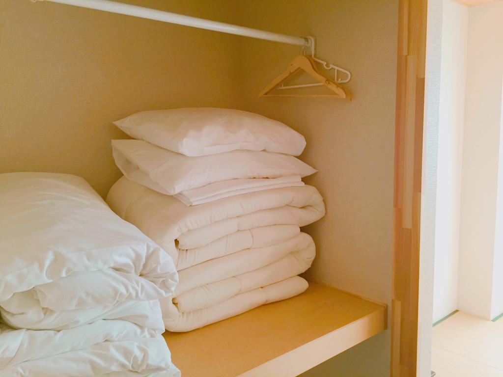 Guest House Gloire Osaka Bagian luar foto