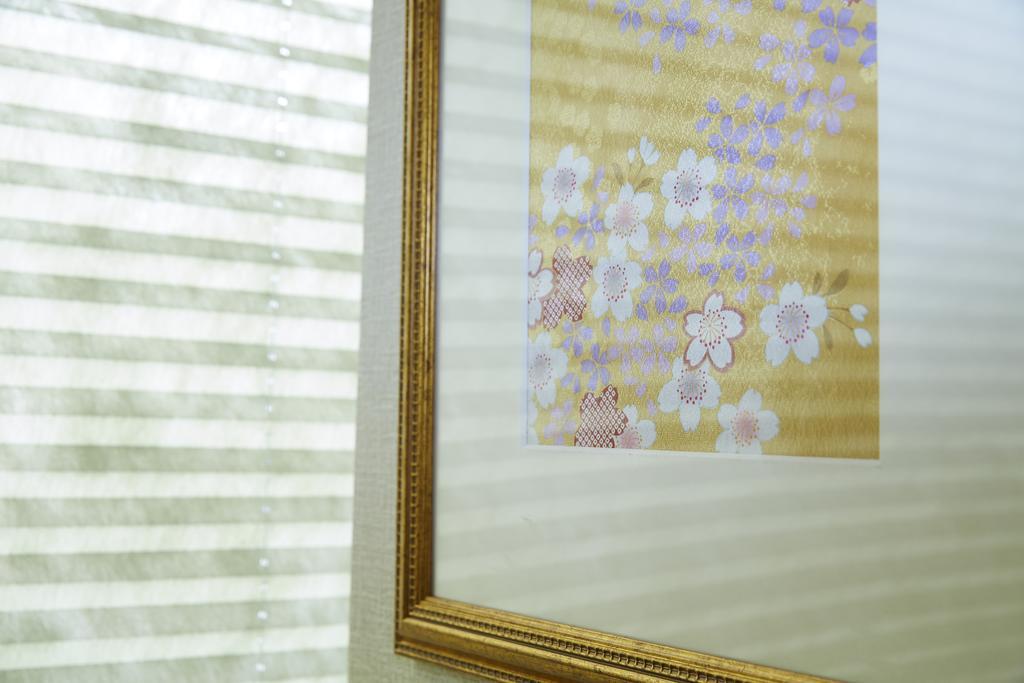 Guest House Gloire Osaka Bagian luar foto