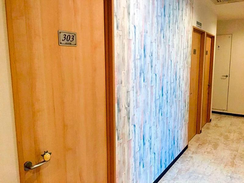 Guest House Gloire Osaka Bagian luar foto
